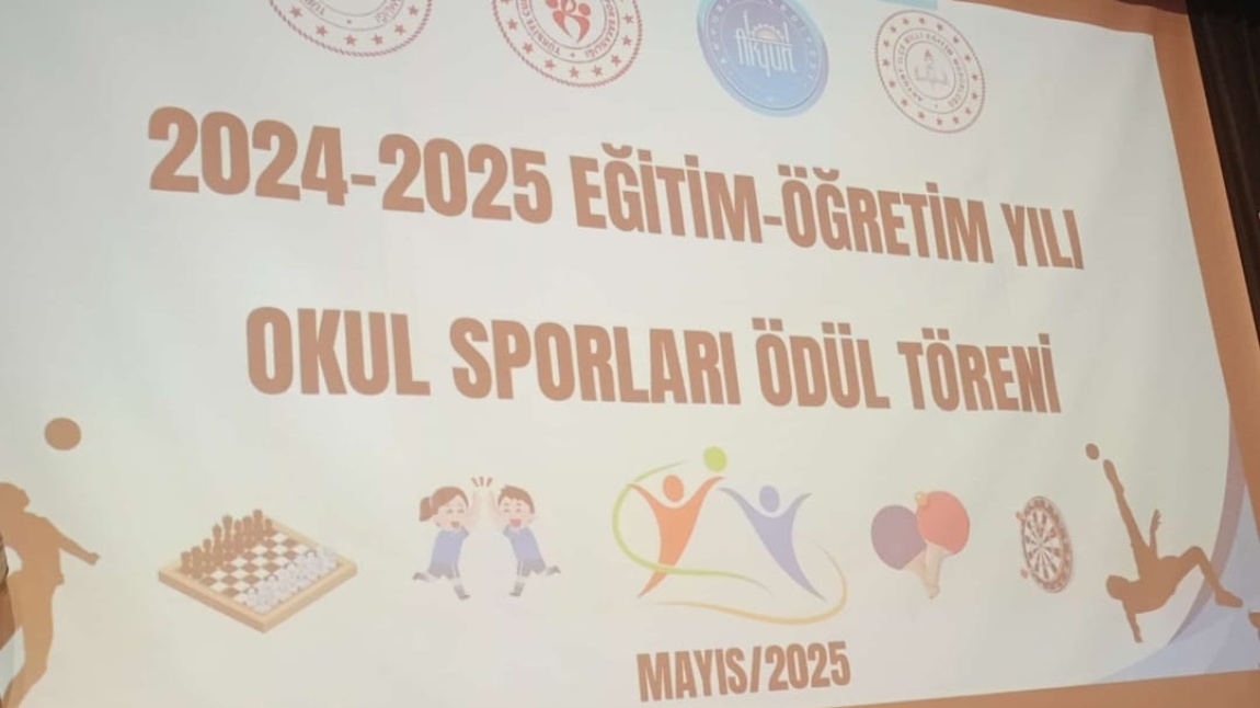 Spor Yarışmalarında Toplu Ödül Töreni Gerçekleşti